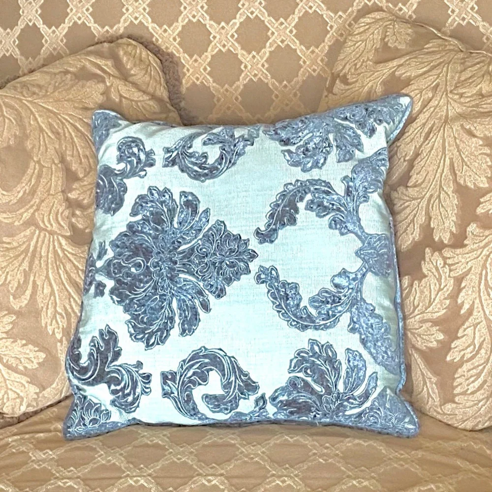 Pier 1 Down Feather Pillow NWOT